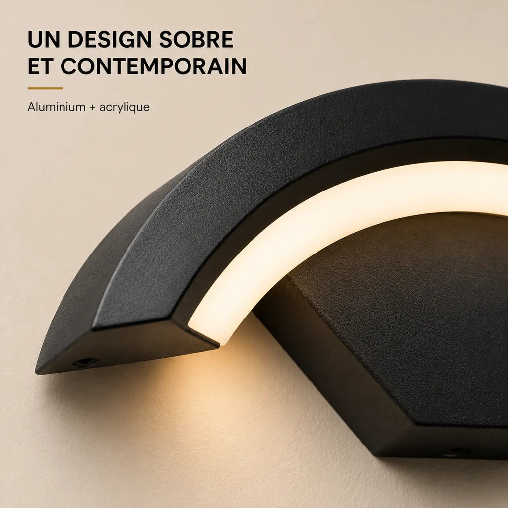 Détail de l'applique murale extérieure en aluminium et acrylique