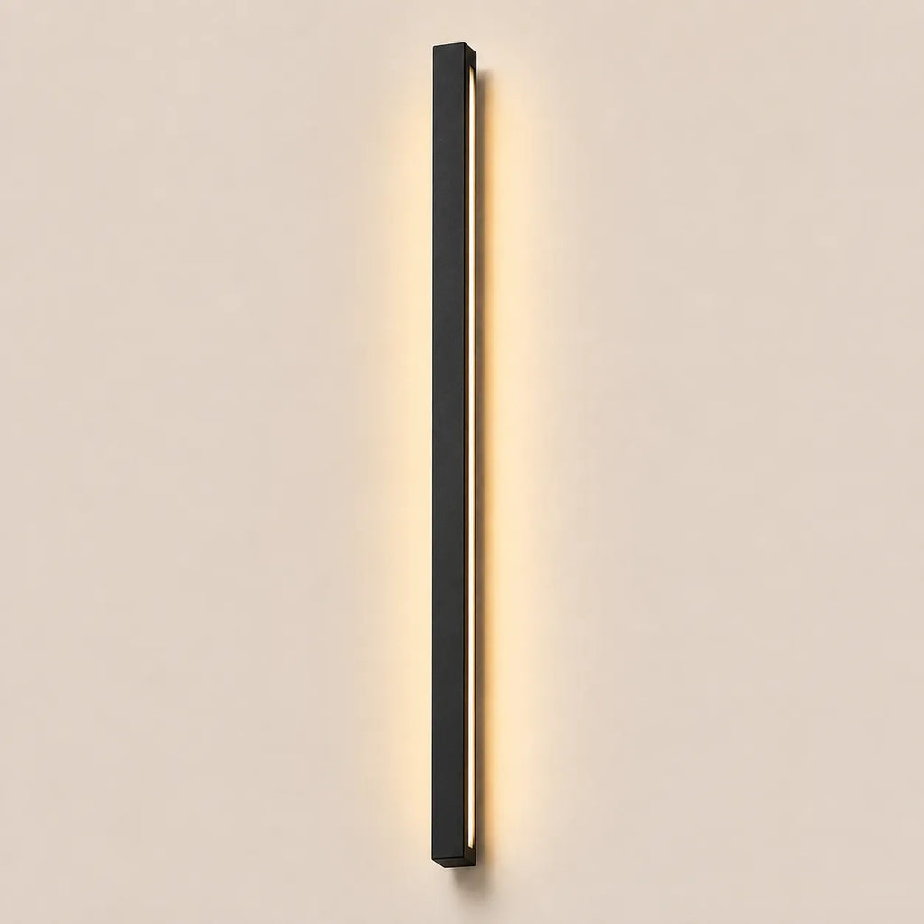 Applique murale extérieure LED verticale noire en fer disponible en plusieurs longueurs